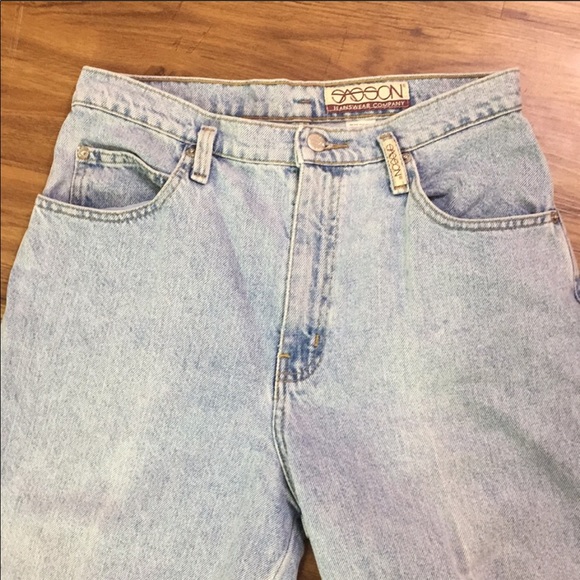 ‼️SOLD‼️ Vintage High Rise Tapered Mom Jeans - Picture 2 of 5